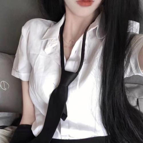 海报女郎
